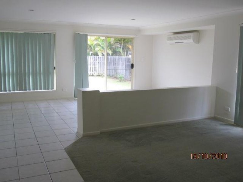 8 Bonita Court, Mudgeeraba QLD 4213