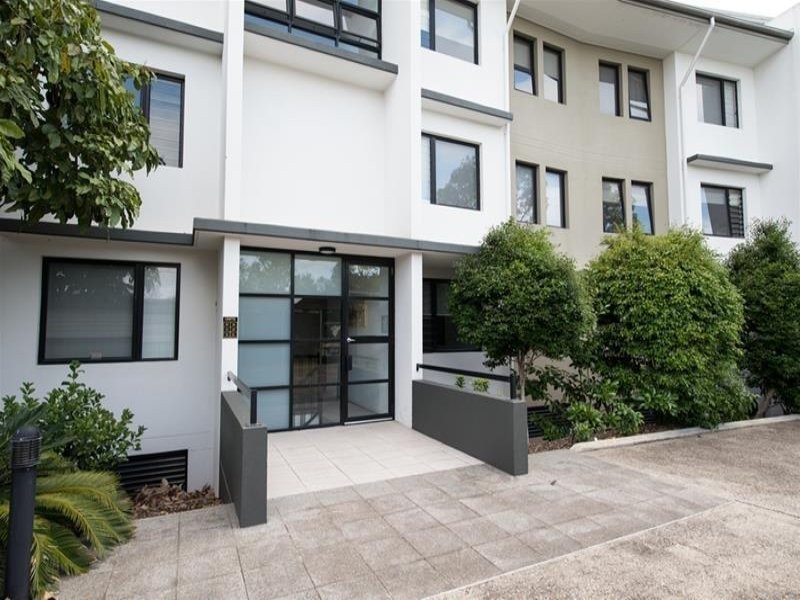 29/310 East Hill Drive, Robina QLD 4226