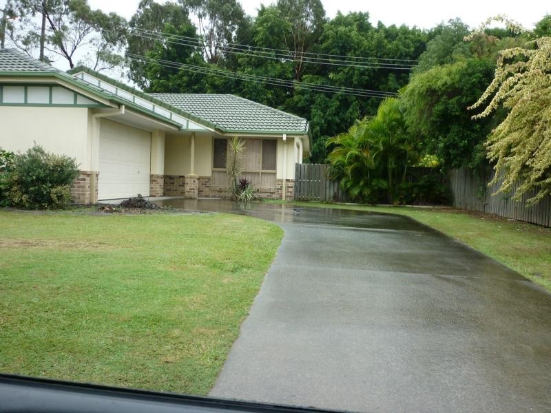 14 Queen Charlotte Court, Mudgeeraba QLD 4213