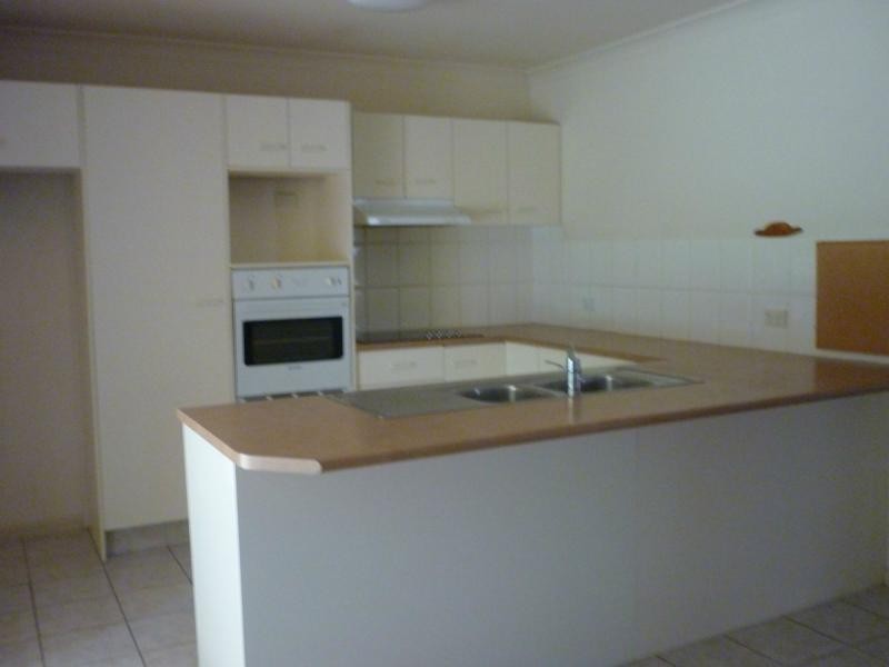 14 Queen Charlotte Court, Mudgeeraba QLD 4213