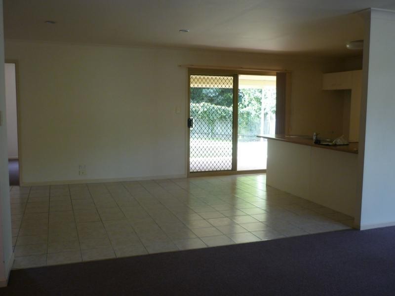 14 Queen Charlotte Court, Mudgeeraba QLD 4213