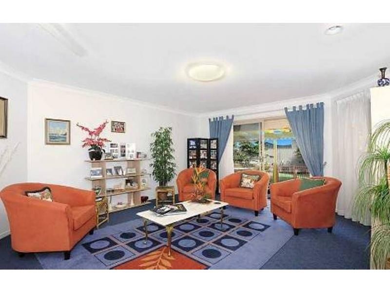 19 Essendon Place, Robina QLD 4226