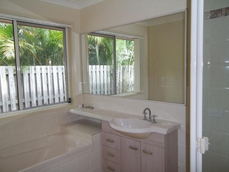 14 Angelia Lane, Merrimac QLD 4226