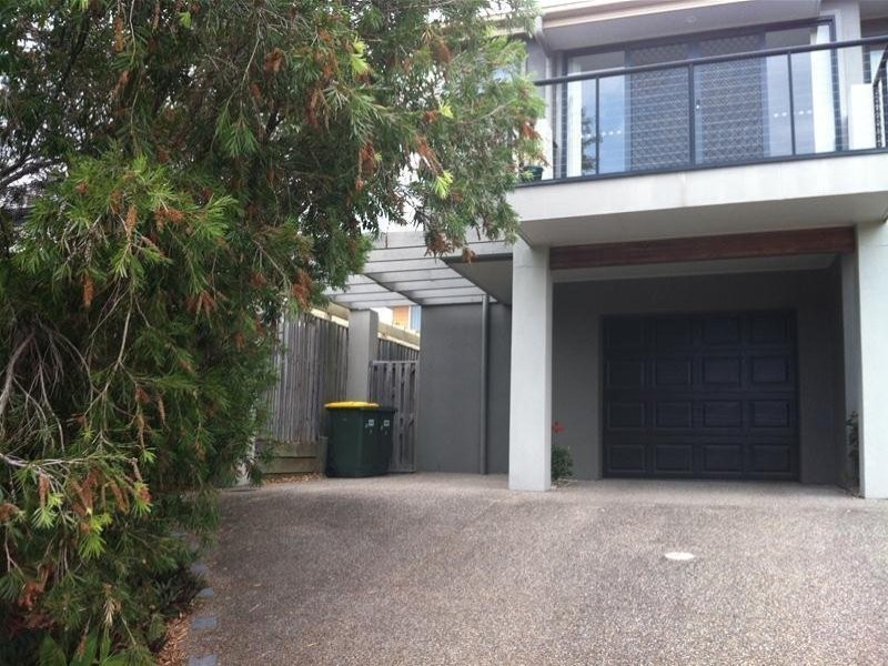 Unit 4/1 Bergamo Drive, Varsity Lakes QLD 4227