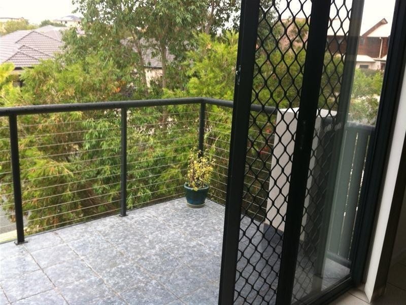 Unit 4/1 Bergamo Drive, Varsity Lakes QLD 4227