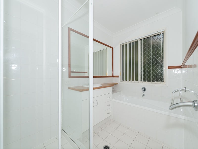 19 Beckington Terrace, Reedy Creek QLD 4227