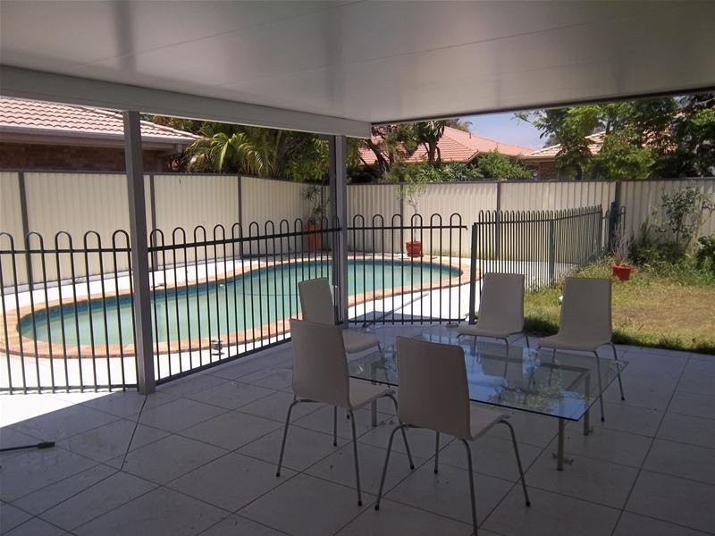 24 Heidelberg Circuit, Robina QLD 4226