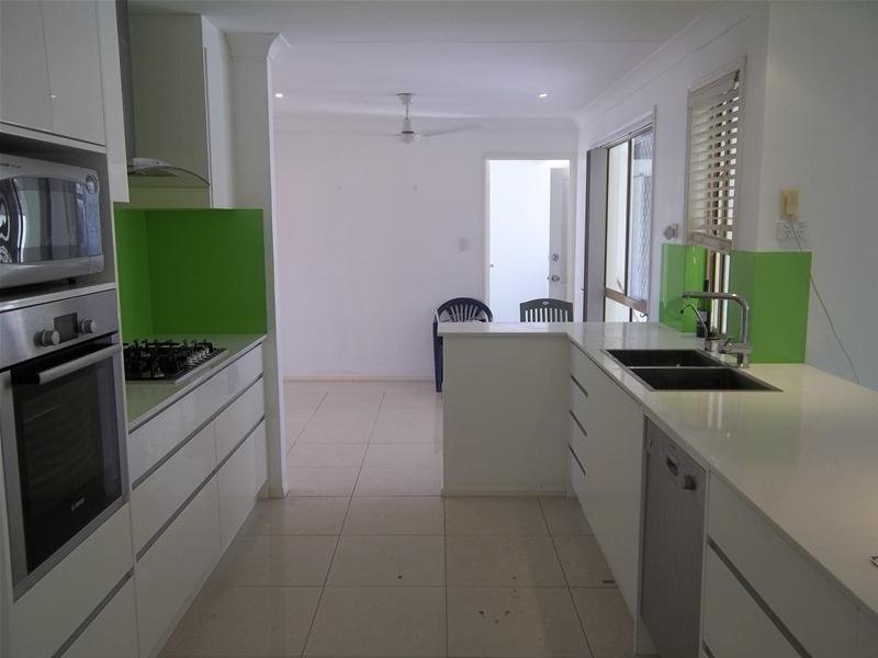 24 Heidelberg Circuit, Robina QLD 4226