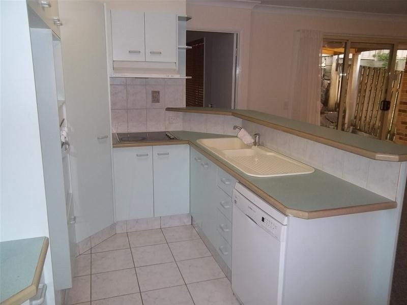 Unit 2/5 Macbeth Court, Merrimac QLD 4226