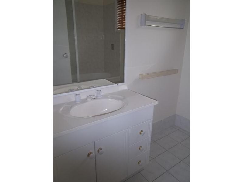 Unit 2/5 Macbeth Court, Merrimac QLD 4226