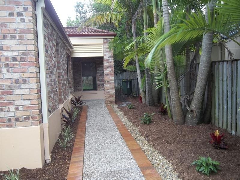 18 Tuggerah Close, Robina QLD 4226