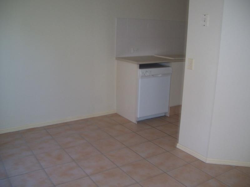 7/8 St Ives Drive, Robina QLD 4226