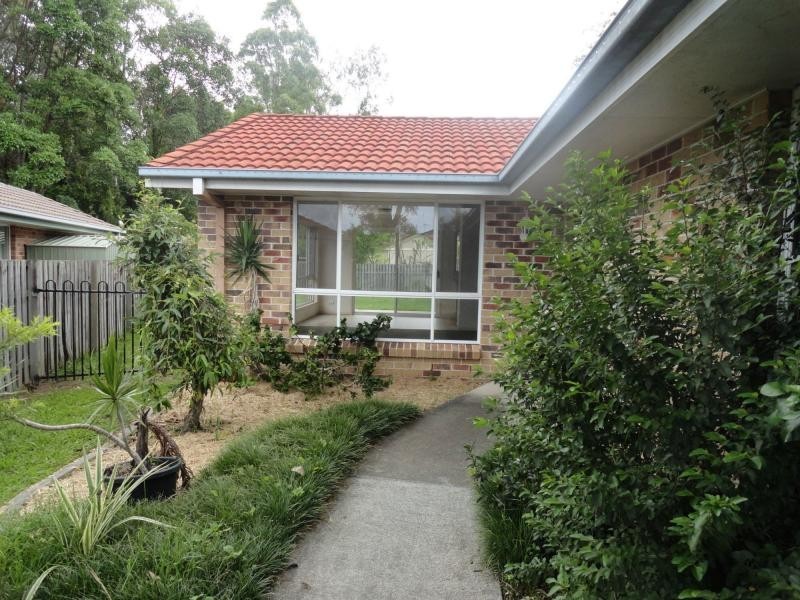 21 Queen Charlotte Court, Mudgeeraba QLD 4213
