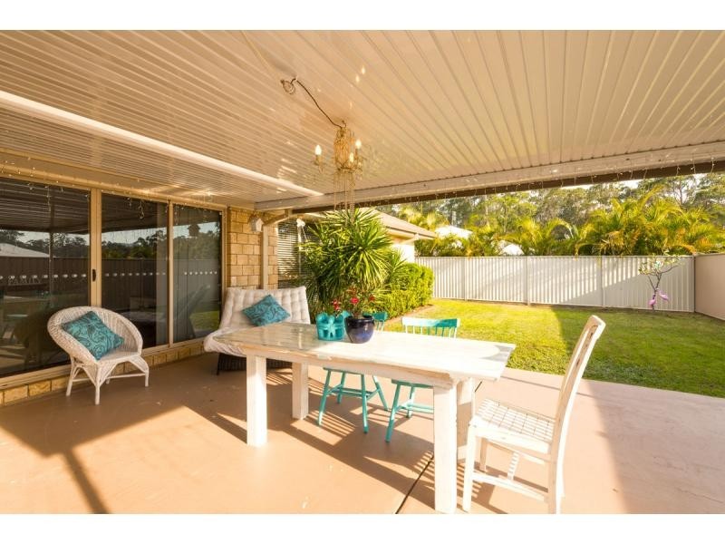 15 Boogaerdt Rise, Bonogin QLD 4213