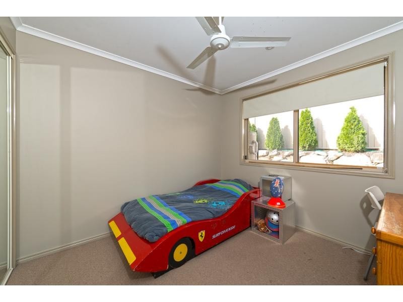 15 Boogaerdt Rise, Bonogin QLD 4213