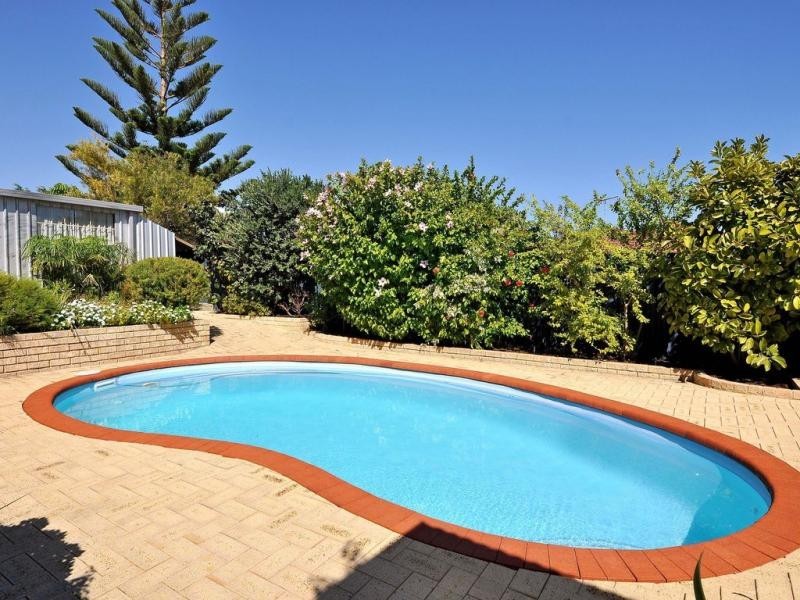 6 Galley Place, Ocean Reef WA 6027