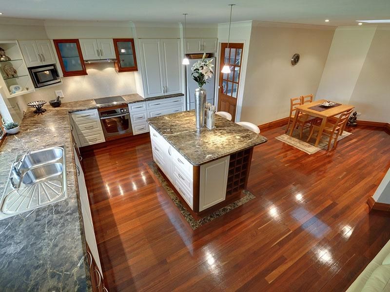 16 Pebblewood Road, Woodvale WA 6026