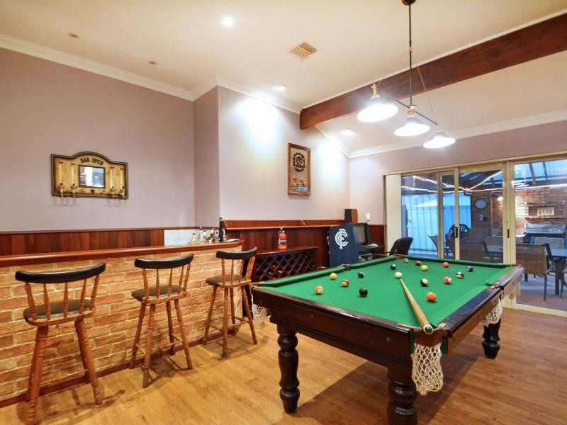 8 Baroola Place, Ocean Reef WA 6027