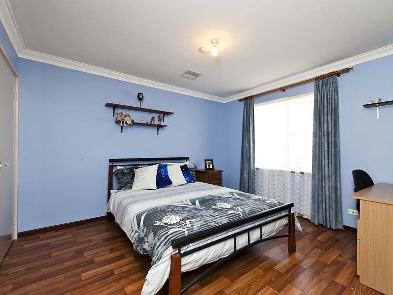 8 Baroola Place, Ocean Reef WA 6027