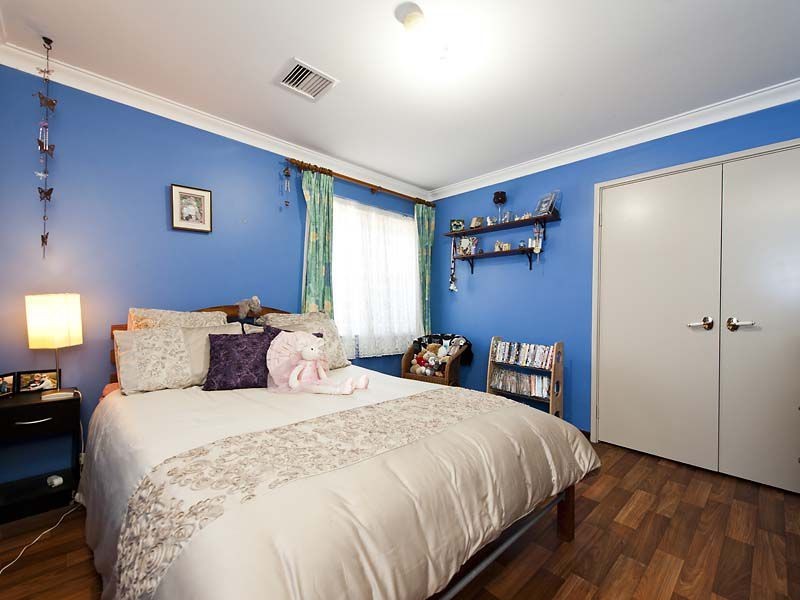 8 Baroola Place, Ocean Reef WA 6027