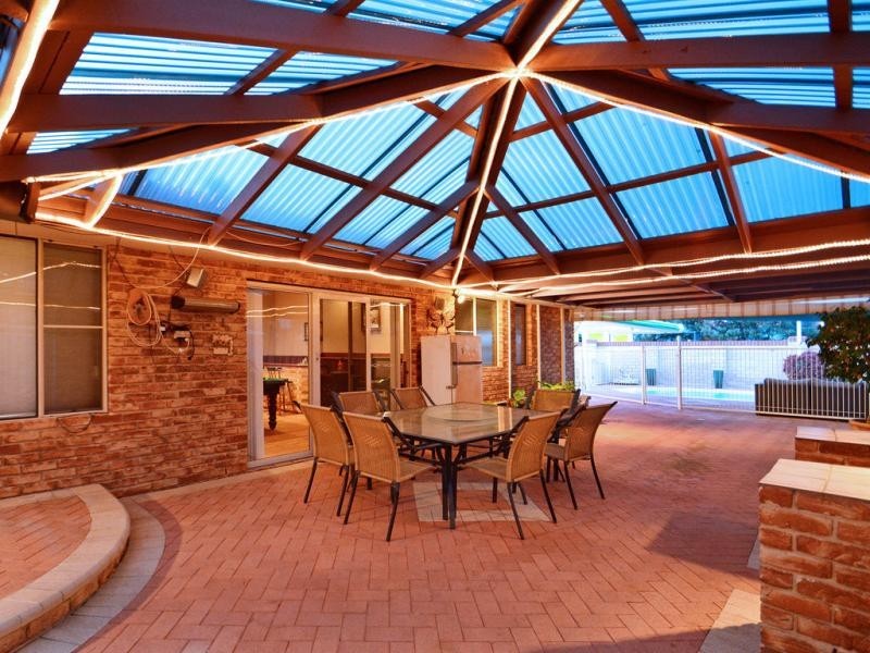 8 Baroola Place, Ocean Reef WA 6027