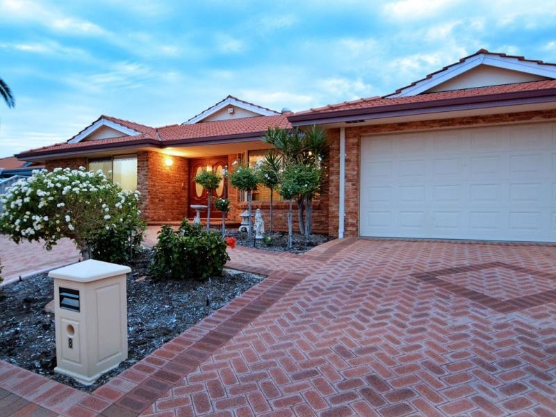 8 Baroola Place, Ocean Reef WA 6027
