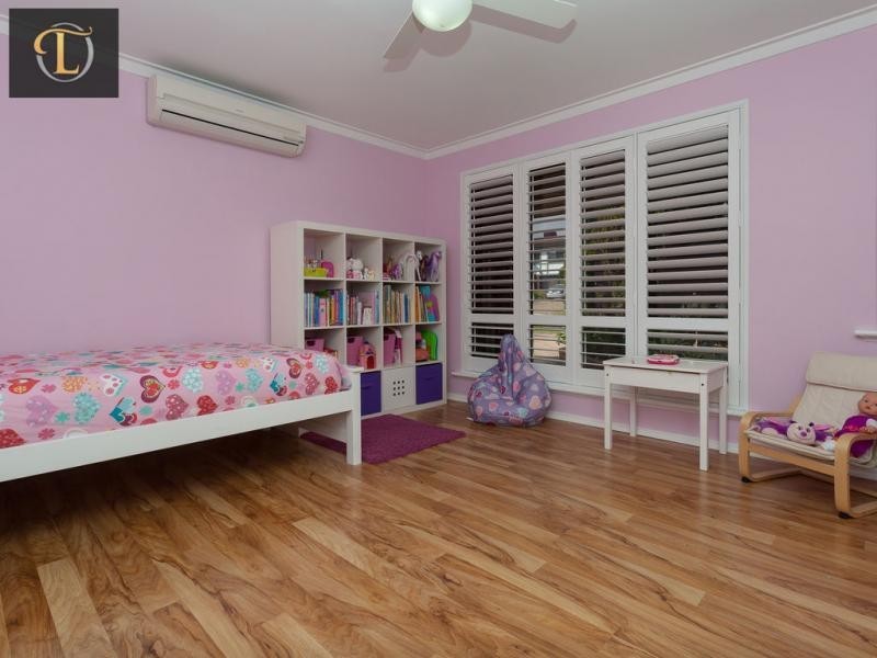 47 Comstock Way, Woodvale WA 6026