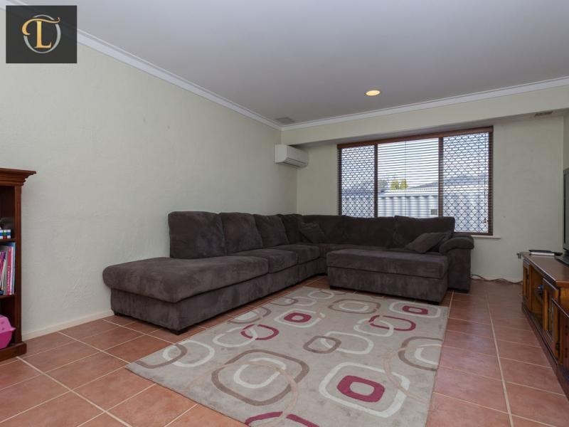 47 Comstock Way, Woodvale WA 6026