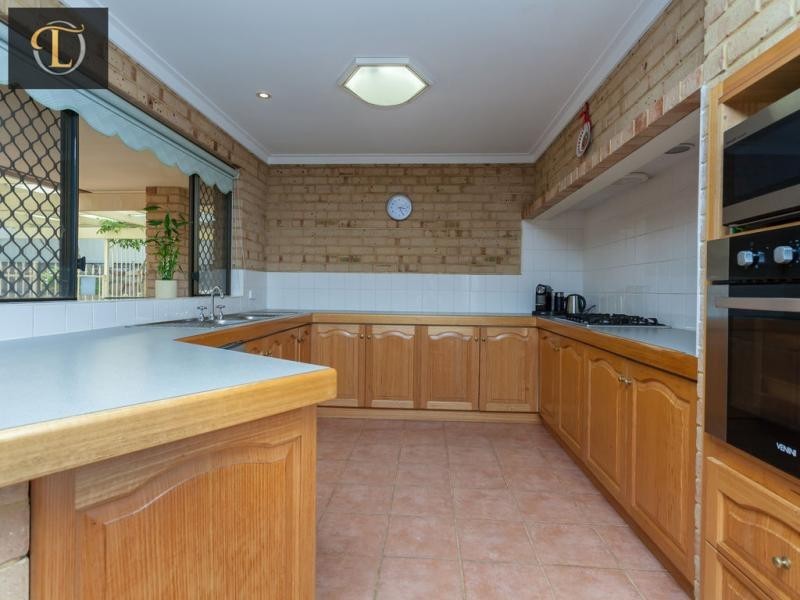 47 Comstock Way, Woodvale WA 6026