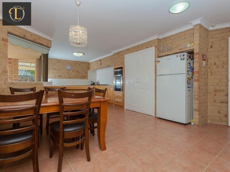 47 Comstock Way, Woodvale WA 6026