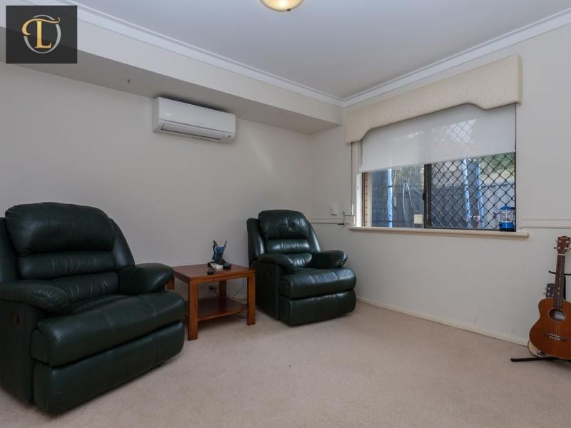 47 Comstock Way, Woodvale WA 6026