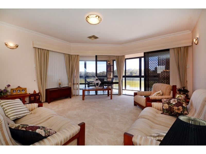 9 Catalina Cove, Maylands WA 6051