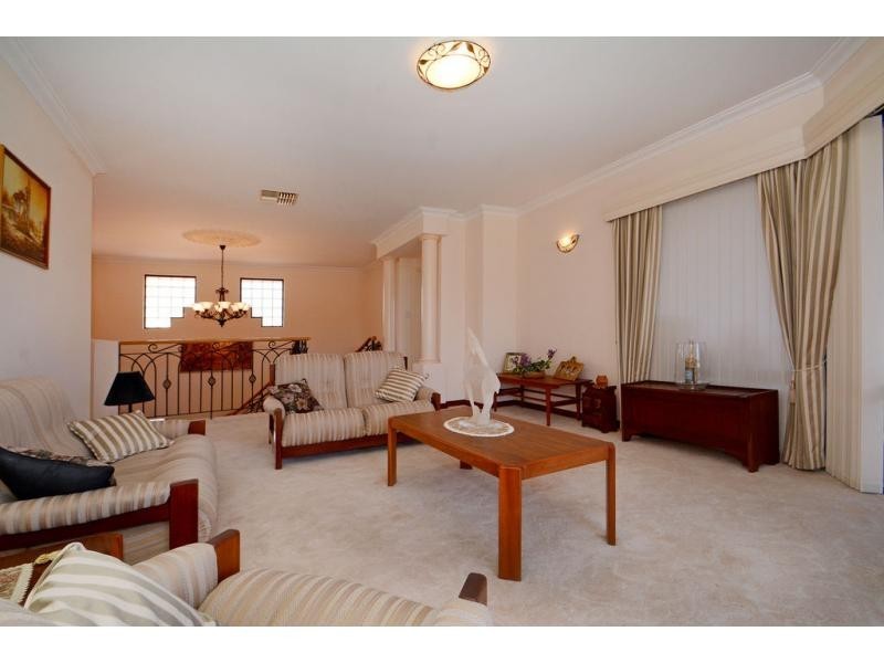 9 Catalina Cove, Maylands WA 6051