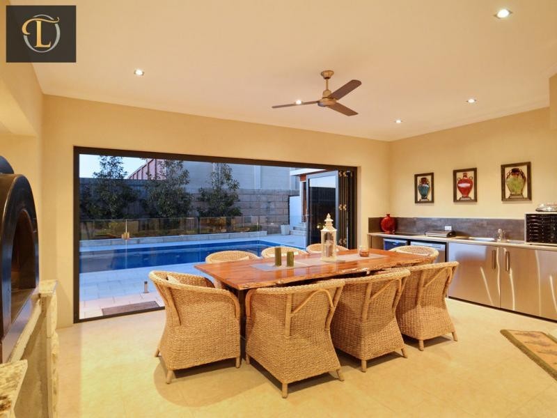 271 Ocean Drive, Quinns Rocks WA 6030