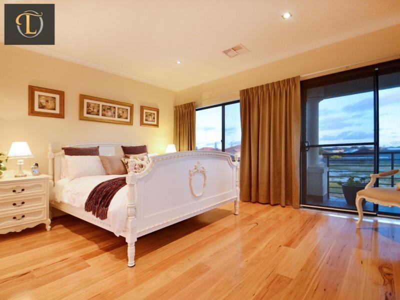 271 Ocean Drive, Quinns Rocks WA 6030