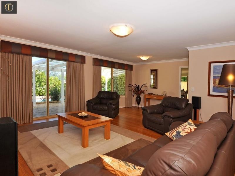 6 Galley Place, Ocean Reef WA 6027