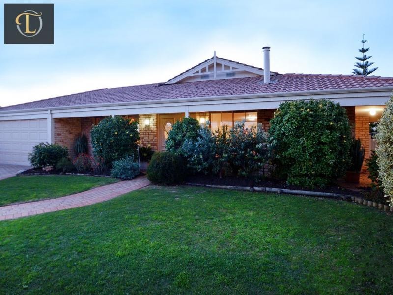 11 Picton Court, Mindarie WA 6030
