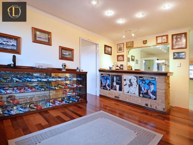 11 Picton Court, Mindarie WA 6030