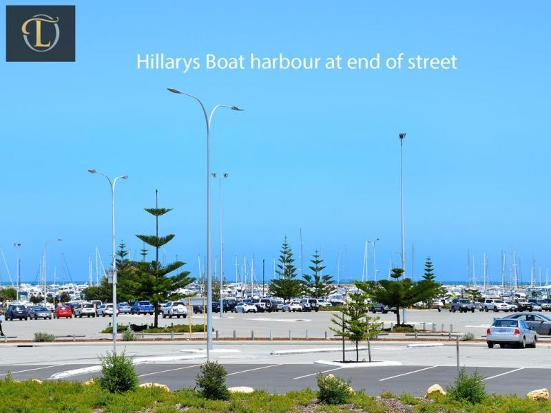 52 Maldives Drive, Hillarys WA 6025