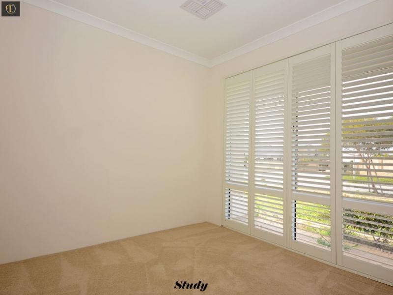 32 Solymar Circle, Burns Beach WA 6028