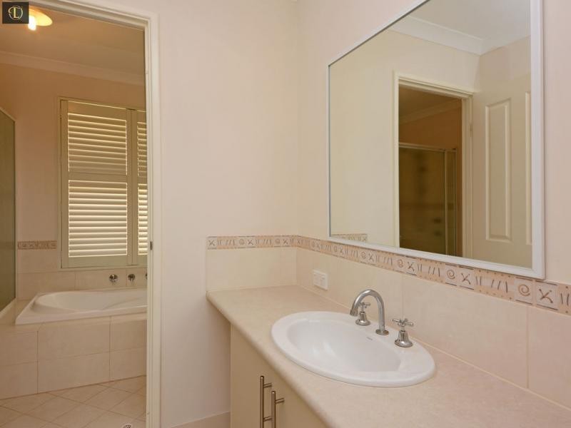 32 Solymar Circle, Burns Beach WA 6028