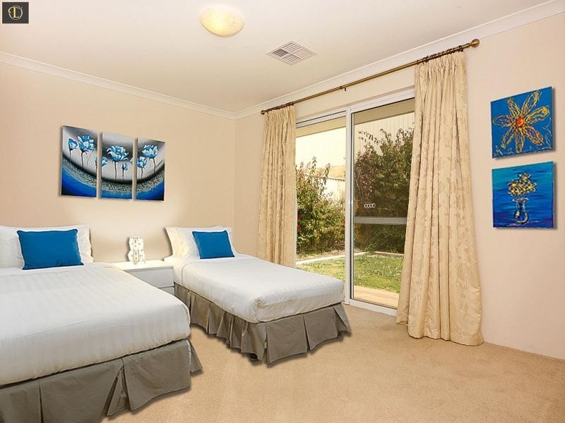 32 Solymar Circle, Burns Beach WA 6028