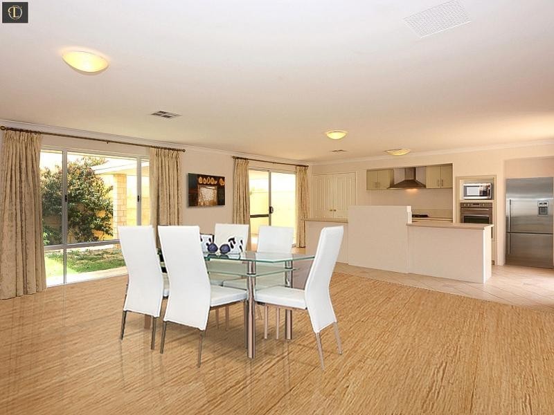 32 Solymar Circle, Burns Beach WA 6028