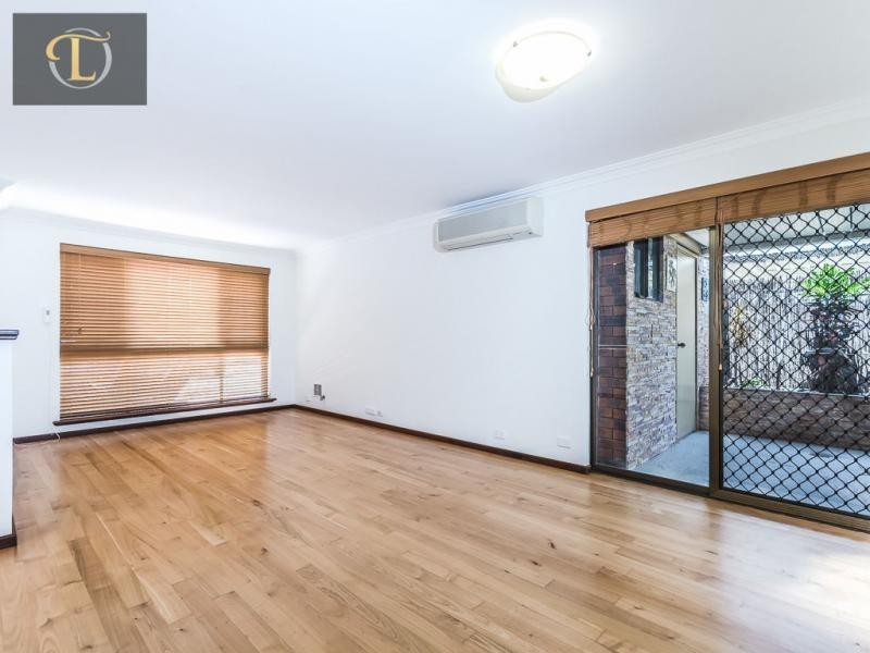 21B Timbercrest Rise, Woodvale WA 6026