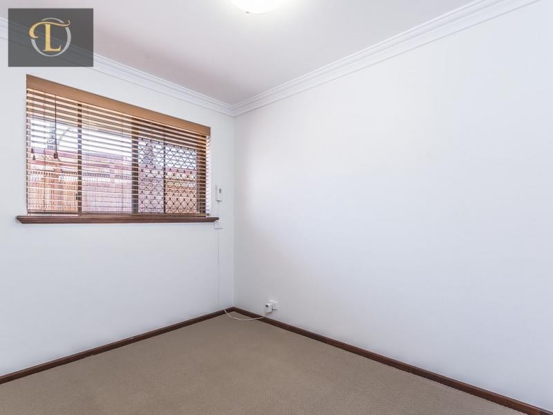 21B Timbercrest Rise, Woodvale WA 6026