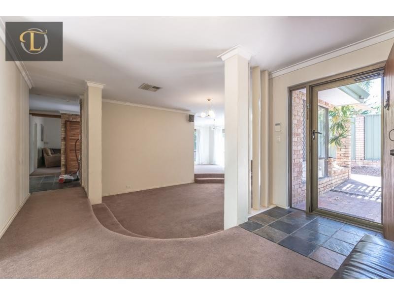 12 Dumont Court, Kingsley WA 6026