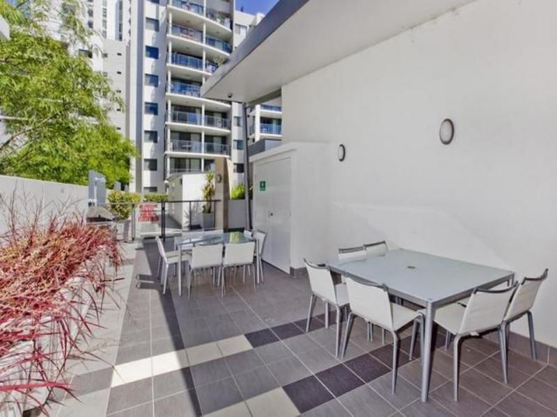 76/131 Adelaide Terrace, East Perth WA 6004
