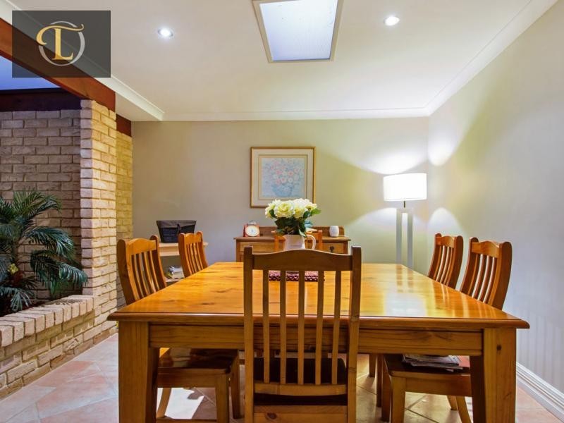 50 Castlecrag Drive, Kallaroo WA 6025