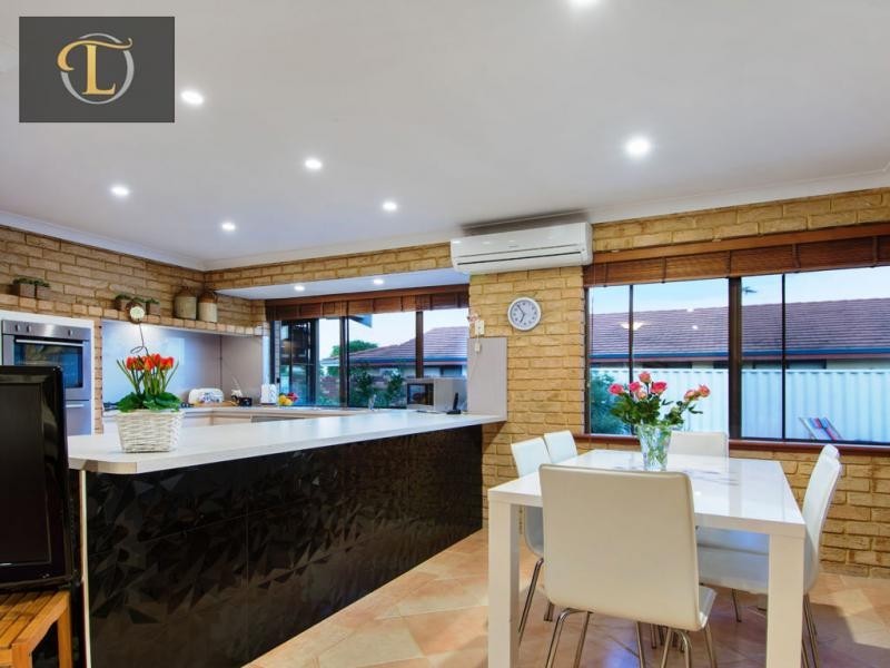 50 Castlecrag Drive, Kallaroo WA 6025