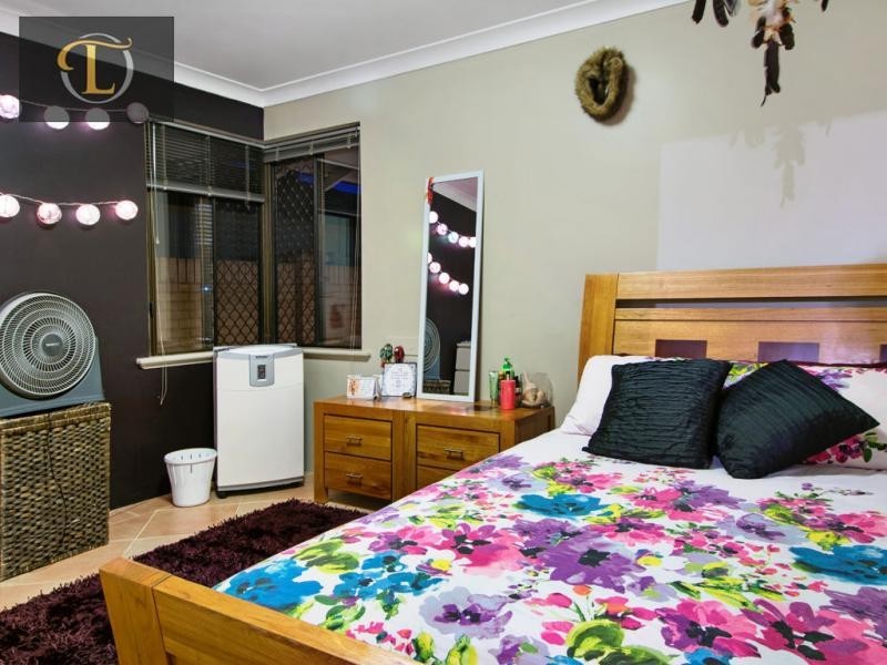 50 Castlecrag Drive, Kallaroo WA 6025